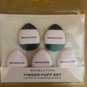 Revolution Beauty London Finger Puff Set New in Package